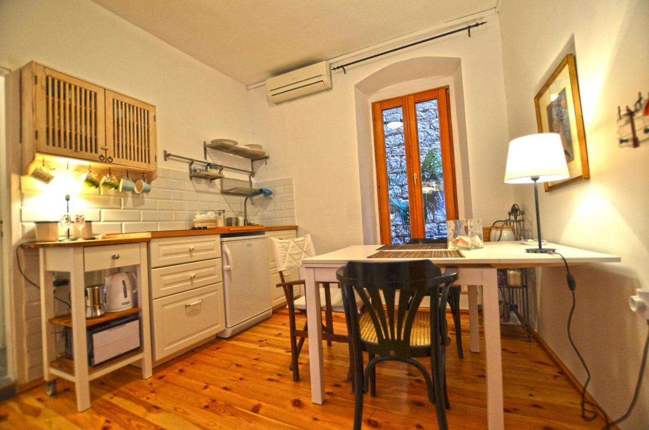 Leko Old Town Apartment ロヴィニ エクステリア 写真